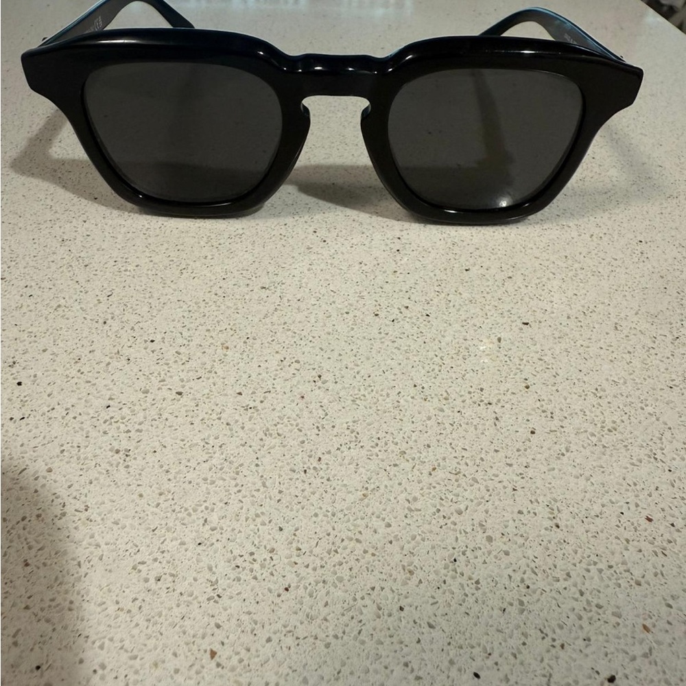 Moncler Black Geometric Sunglasses original